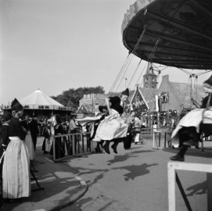 Feesten en kermis te Volendam, Bestanddeelnr 900-5422