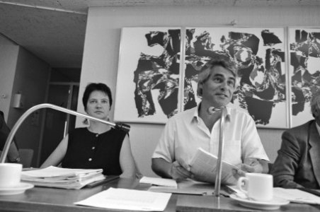 Federatieraad van het FNV voorzitter Johan Stekelenburg en vice-voorzitter Kari, Bestanddeelnr 934-4686