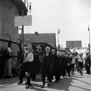 Feesten en kermis te Volendam, Bestanddeelnr 900-5456