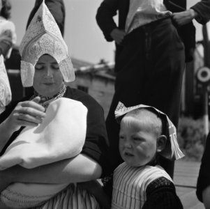 Feesten en kermis te Volendam, Bestanddeelnr 900-5444