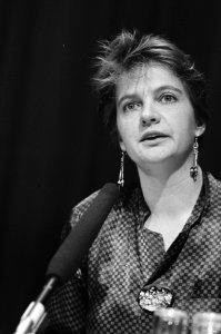 Federatiecongres FNV in de RAI voorzitster Vrouwenbond Karin Adelmund , kop, Bestanddeelnr 933-1026