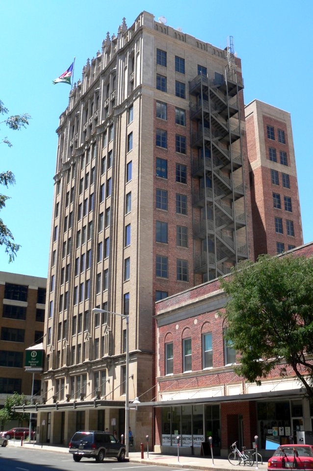 Federal Trust Bldg (Lincoln, Nebraska) from SE 1
