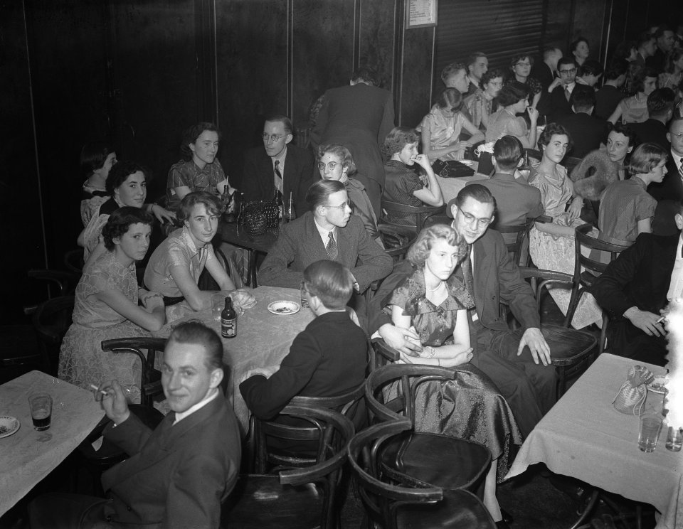 Feestavond 80 Jaar Bestaan Meisjes HBS Amsterdam, Bestanddeelnr 905-4697