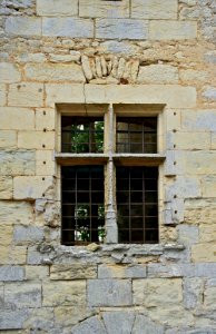Fenêtre meneaux Château Herm