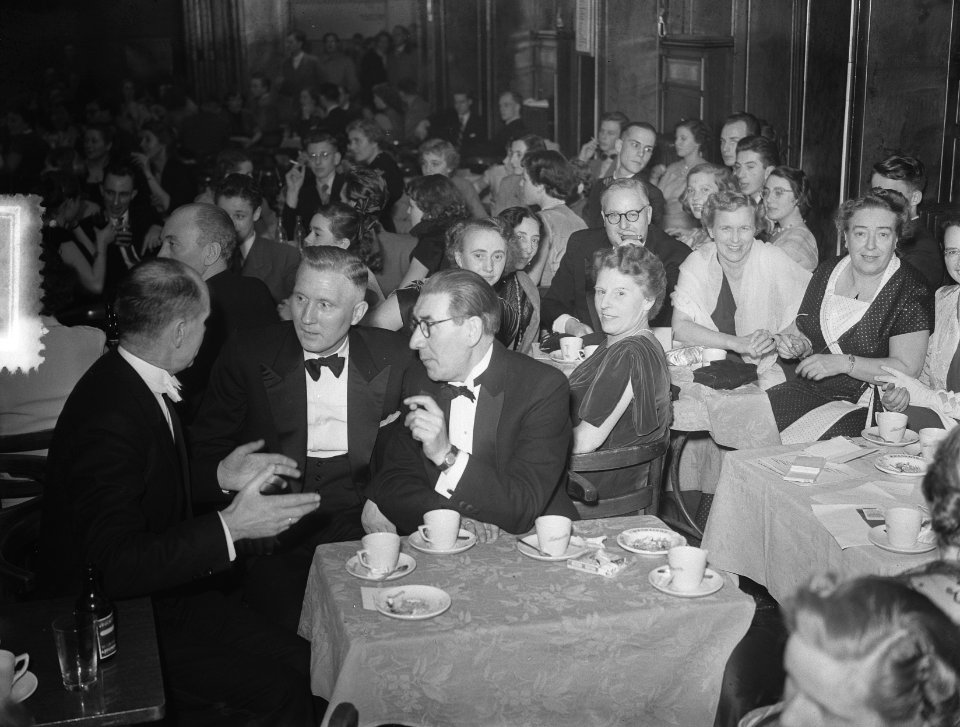 Feestavond 80 Jaar Bestaan Meisjes HBS Amsterdam, Bestanddeelnr 905-4696