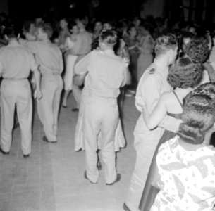 Feest in Paramaribo, Bestanddeelnr 252-2565