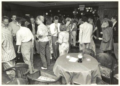 Feest voor de ambtenaren van de Provincie i.v.m. de reorganisatie in het Stadscafé. NL-HlmNHA 54023565