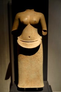 Female torso, Cambodia, Koh Ker style, 10th century AD, limestone - Linden-Museum - Stuttgart, Germany - DSC03725