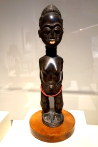 Female Spirit Spouse Figure (blolo bla), Cote d'Ivoire, Baule people, late 19th to early 20th century, wood, coral - Chazen Museum of Art - DSC01769
