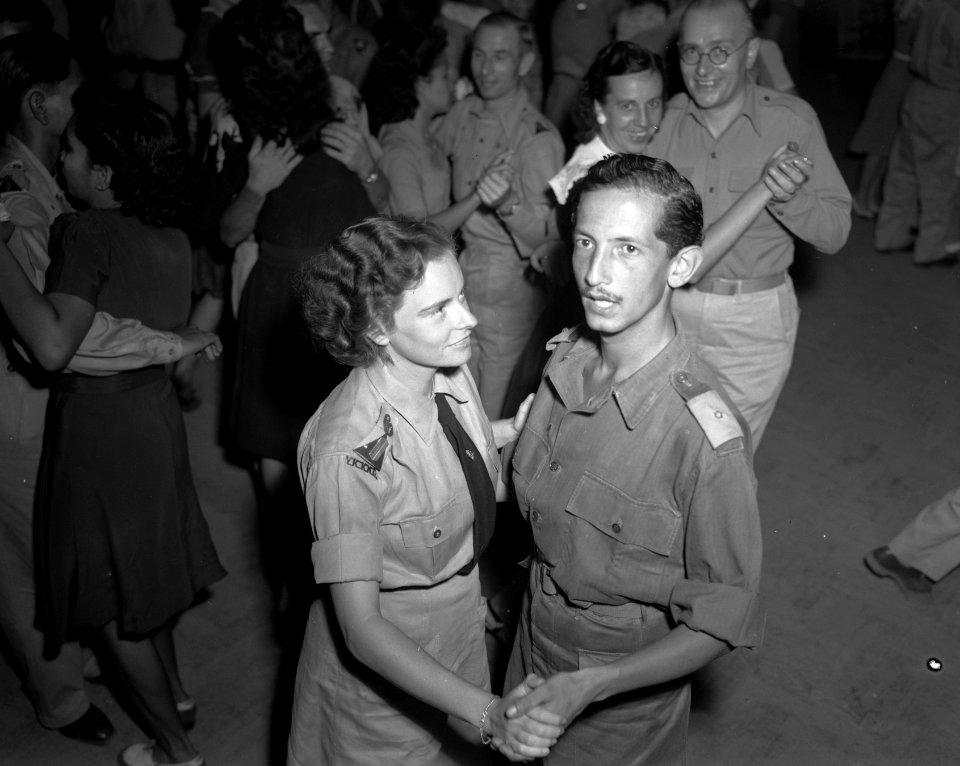Feestavond bij het Vrouwenkorps KNIL, Bestanddeelnr 10659