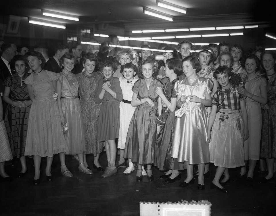 Feestavond 80 Jaar Bestaan Meisjes HBS Amsterdam, Bestanddeelnr 905-4714