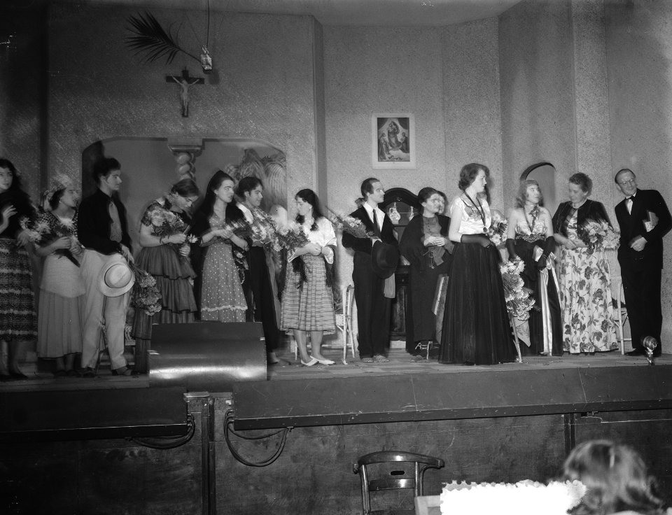 Feestavond 80 Jaar Bestaan Meisjes HBS Amsterdam glasneatief, Bestanddeelnr 905-4700