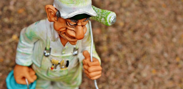 Figure painter working paint