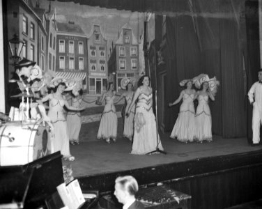 Feestavond firma Koperberg Keizersgracht 335 Amsterdam, Bestanddeelnr 904-5566