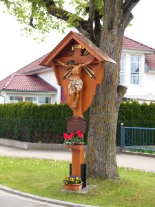 Feldkreuz in Schlingen photo