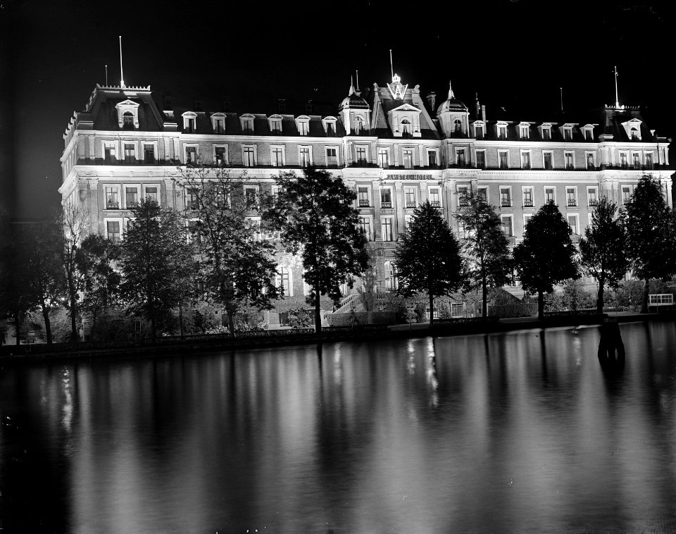 Feestverlichting Amstelhotel, Bestanddeelnr 902-9366