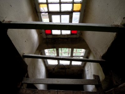 Feldsteinkirche Rahnsdorf im Umbau -Glasfenster Südfassade, Orgelemporenlicht- Mitte November 2019b