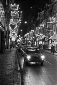Feestverlichting in centrum i.v.m. Sinterklaas en Kerst, Amsterdam Leidsestraat, Bestanddeelnr 924-0231