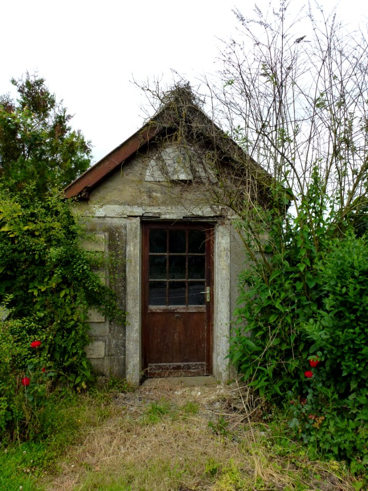 Febvin-Palfart (Pas-de-Calais) oratoire en abandon
