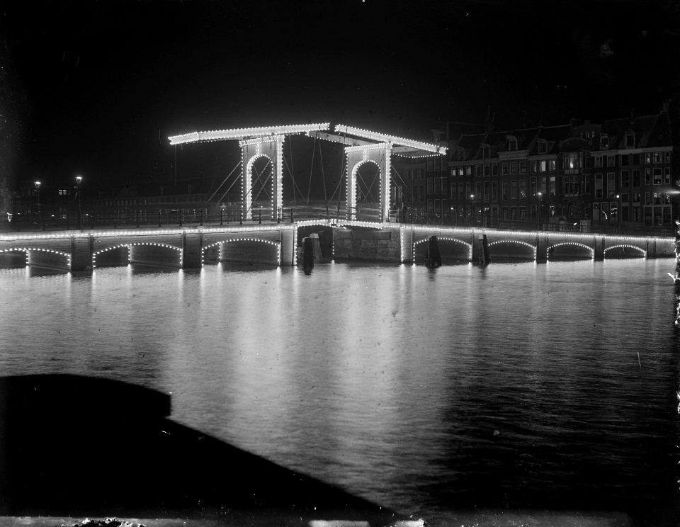 Feestverlichting Magere Brug, Bestanddeelnr 902-9362