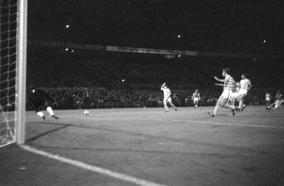 Feijenoord tegen UT Arad Roemenie 1-1 om Europa Cup, Bestanddeelnr 923-8495