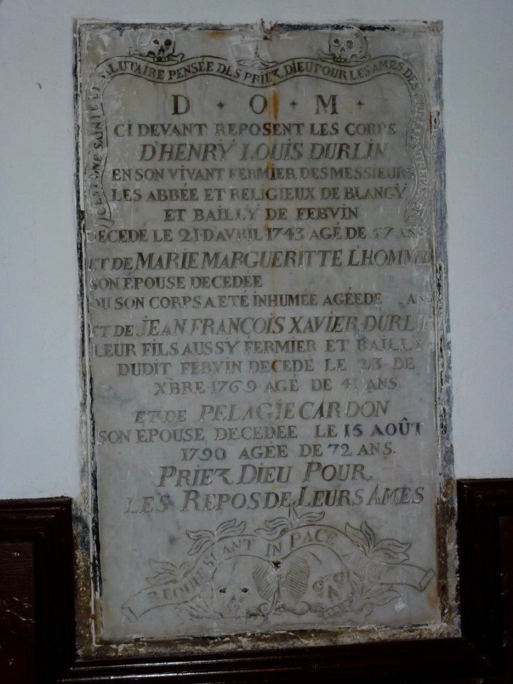 Febvin-Palfart (Pas-de-Calais) église Sainte-Berthe PA00108277 dalle funeraire