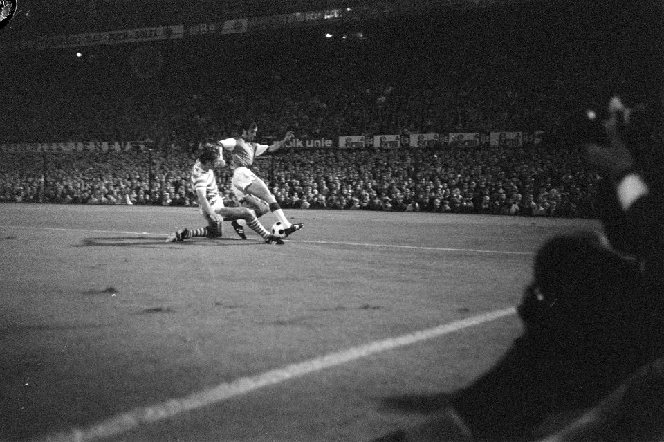 Feijenoord tegen UT Arad Roemenie 1-1 om Europa Cup, Bestanddeelnr 923-8496