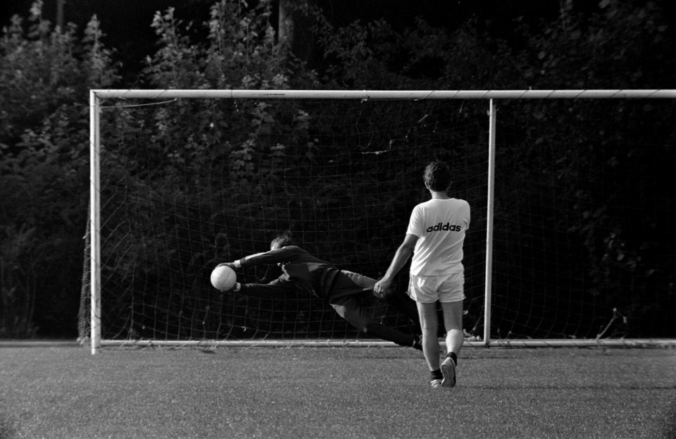Feijenoord traint in KNVB-centrum, Zeist voor wedstrijd tegen Estudiantes, Bestanddeelnr 923-8254