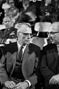 Firato 1967 minister De Block tijdens de opening, Bestanddeelnr 920-7265