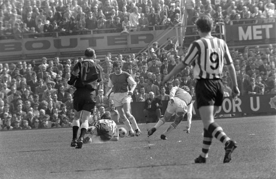 Feijenoord tegen Sparta 2-1, Bestanddeelnr 922-2681