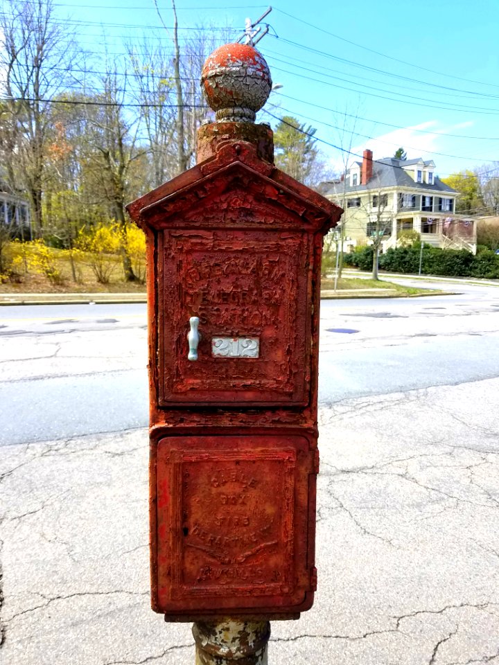 Fire alarm call box, cable box, LW Bills - Lexington, MA - 20200425 115552