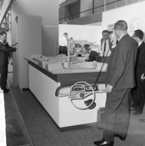Firato 1963 Een van de vele stands van de Nederlandse televisie, Bestanddeelnr 915-5209