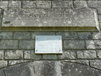Filain (Aisne) chapelle Berthe, plaque 1