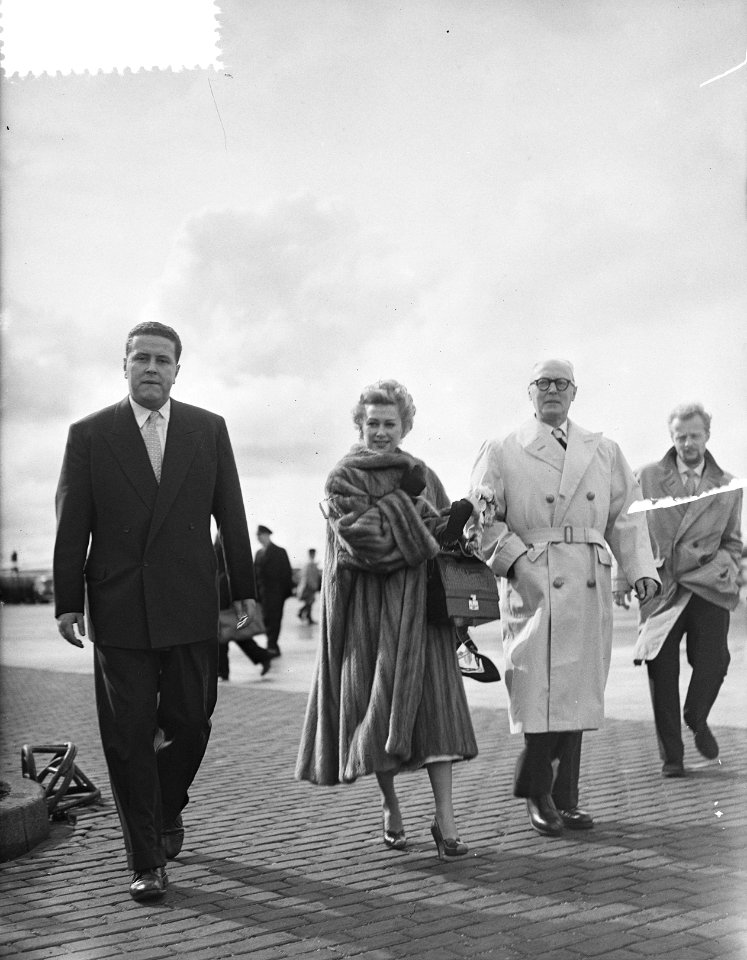 Fillmster Martine Carol voor promotie van film Nana Frankrijk, 1955 in Ams, Bestanddeelnr 907-3550