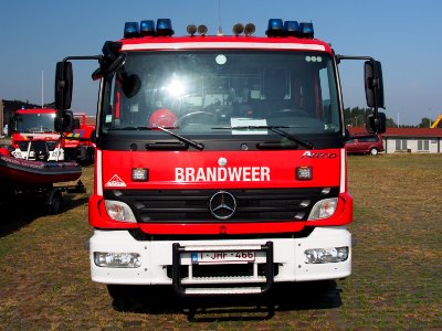 Fire engine Brandweer Antwerpen Unit A10 pic2