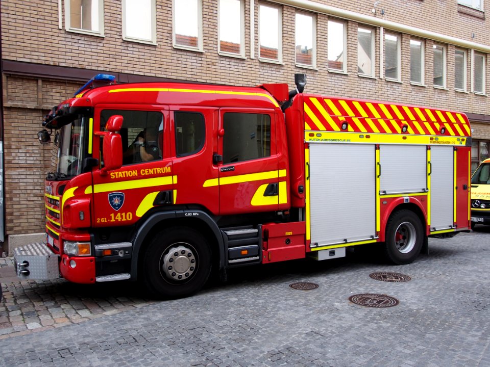 Fire engine Scania in Malmo pic3