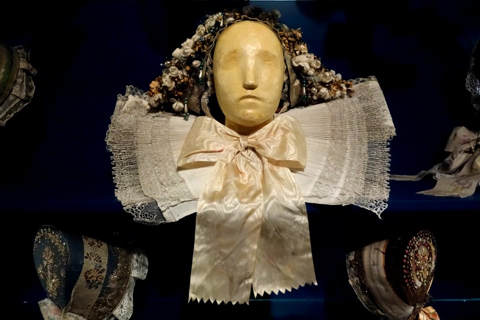 Finery, view 1 - Museum für Sächsische Volkskunst - DSC08250