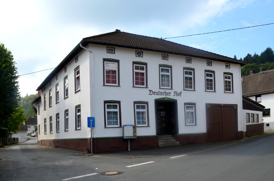 Finsternthal, Landsteiner Straße 5