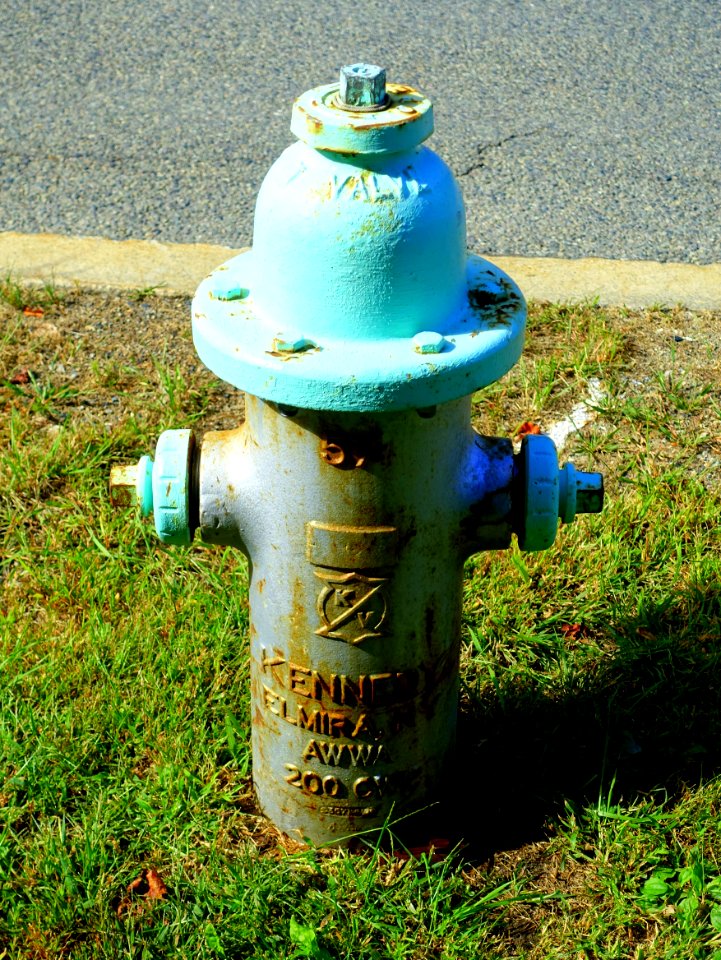 Fire hydrant, Kennedy, Elmira, NY, AWWA 200 CWP - Cambridge, MA - DSC07496