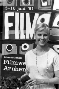 Filmweek Arnhem Filmactrice Bibi Andersson voor affiche Filmweek, Bestanddeelnr 912-5648
