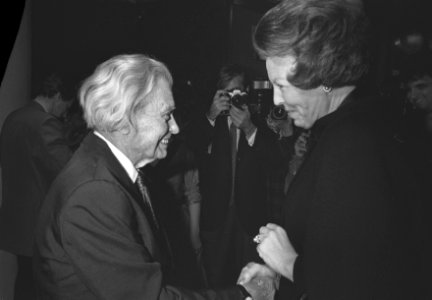 Filmregisseur Joris Ivens en Koningin Beatrix, Bestanddeelnr 934-3942