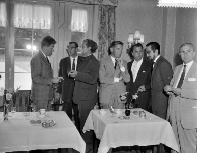 Filmforum over nieuwe stromingen in de filmkunst in het kader van de Filmweek Ar, Bestanddeelnr 910-4610