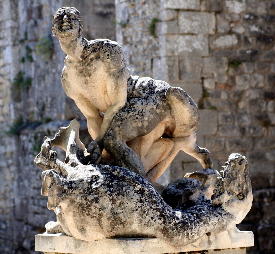 Pierre fountain vaucluse