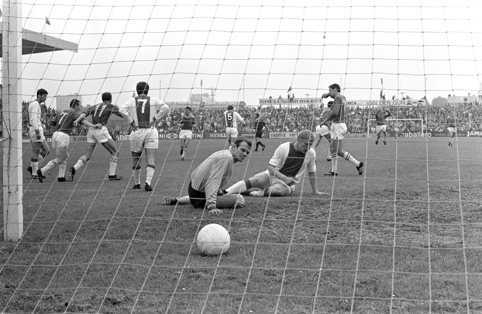 Finale Beker ADO tegen Ajax 2-1. Bals en Pronk geslagen, ADO heeft zojuist gesco, Bestanddeelnr 921-4098