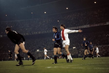 Finale Europacup I in Feijenoord stadion Ajax tegen Inter Milaan 2-0 Johan Cru, Bestanddeelnr 254-9438