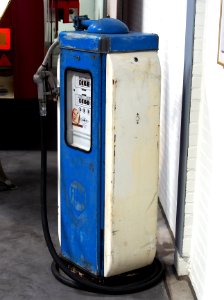 Fina petrol pump, pict2