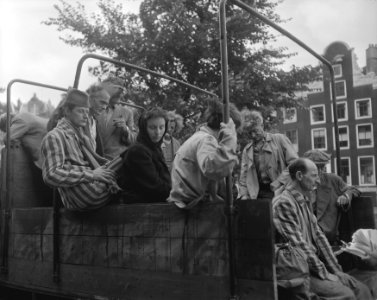 Filmopnamen voor de Anne Frankfilm in Amsterdam, Bestanddeelnr 909-7308
