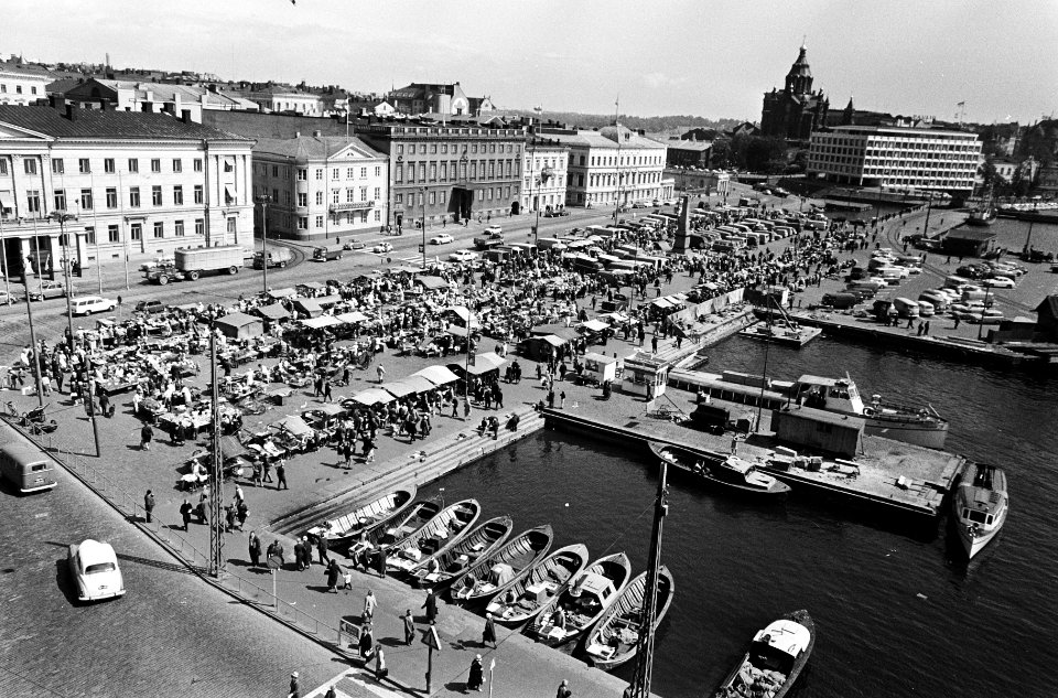 Finland, Helsinki, de markt, Bestanddeelnr 917-7237
