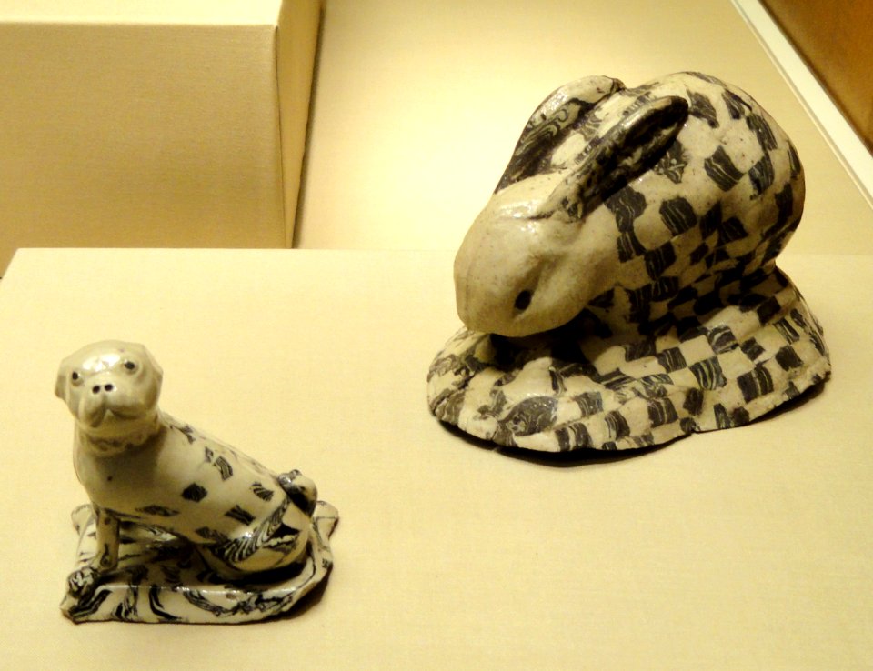 Figures of a Pug Dog and Hare, England, c. 1740 and c. 1750-1765 - Nelson-Atkins Museum of Art - DSC08719