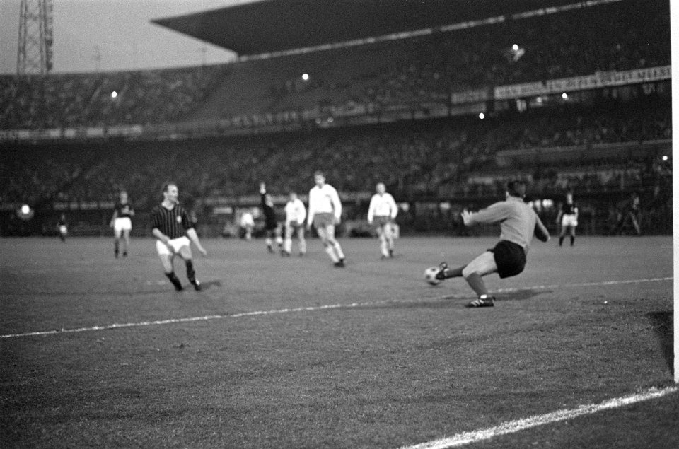 Finale Europa Cup II AC Milan tegen HSV Hamburg 2-0. Spelmomenten, Bestanddeelnr 921-3783